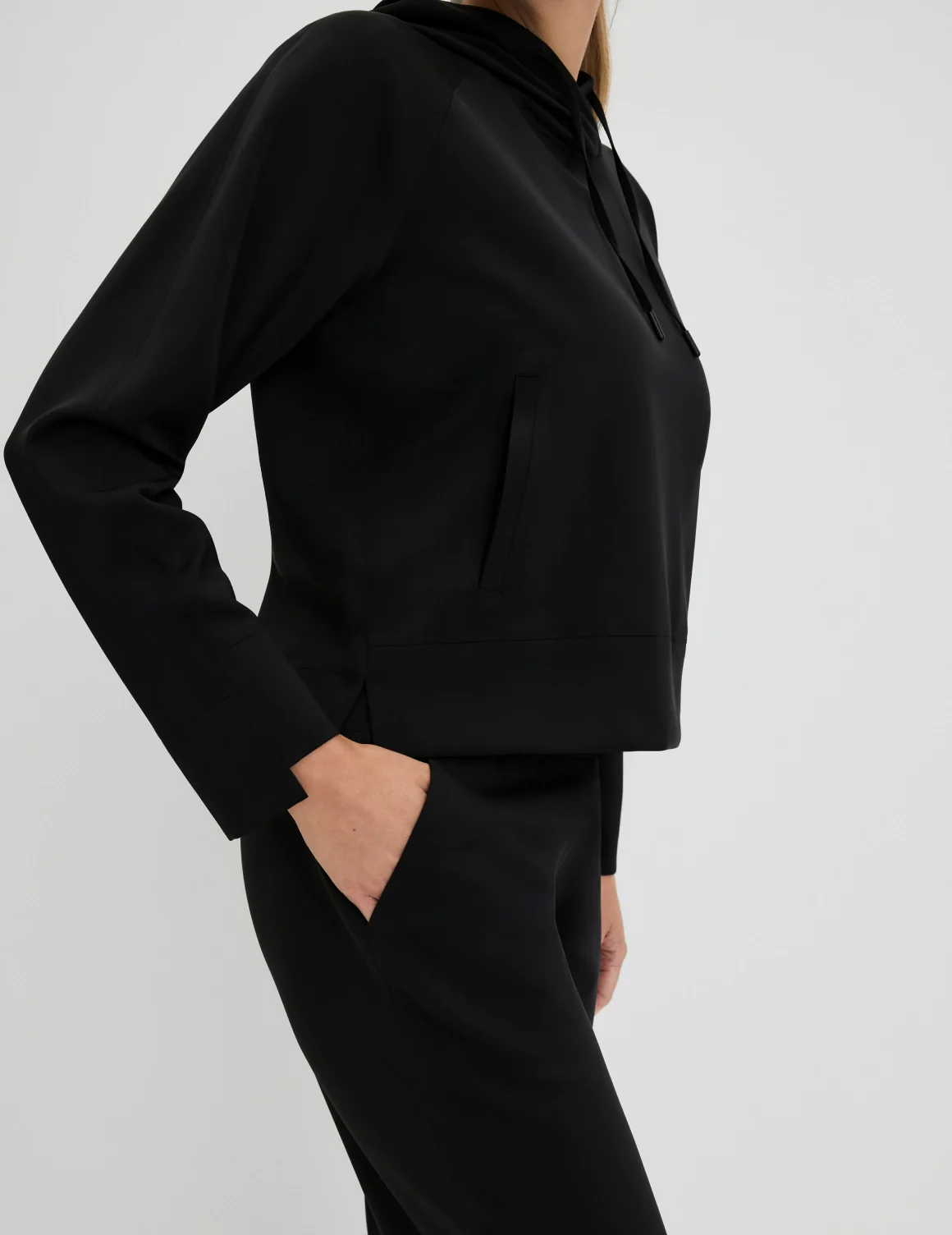 CloudCut™ Cropped Hoodie - Image 9