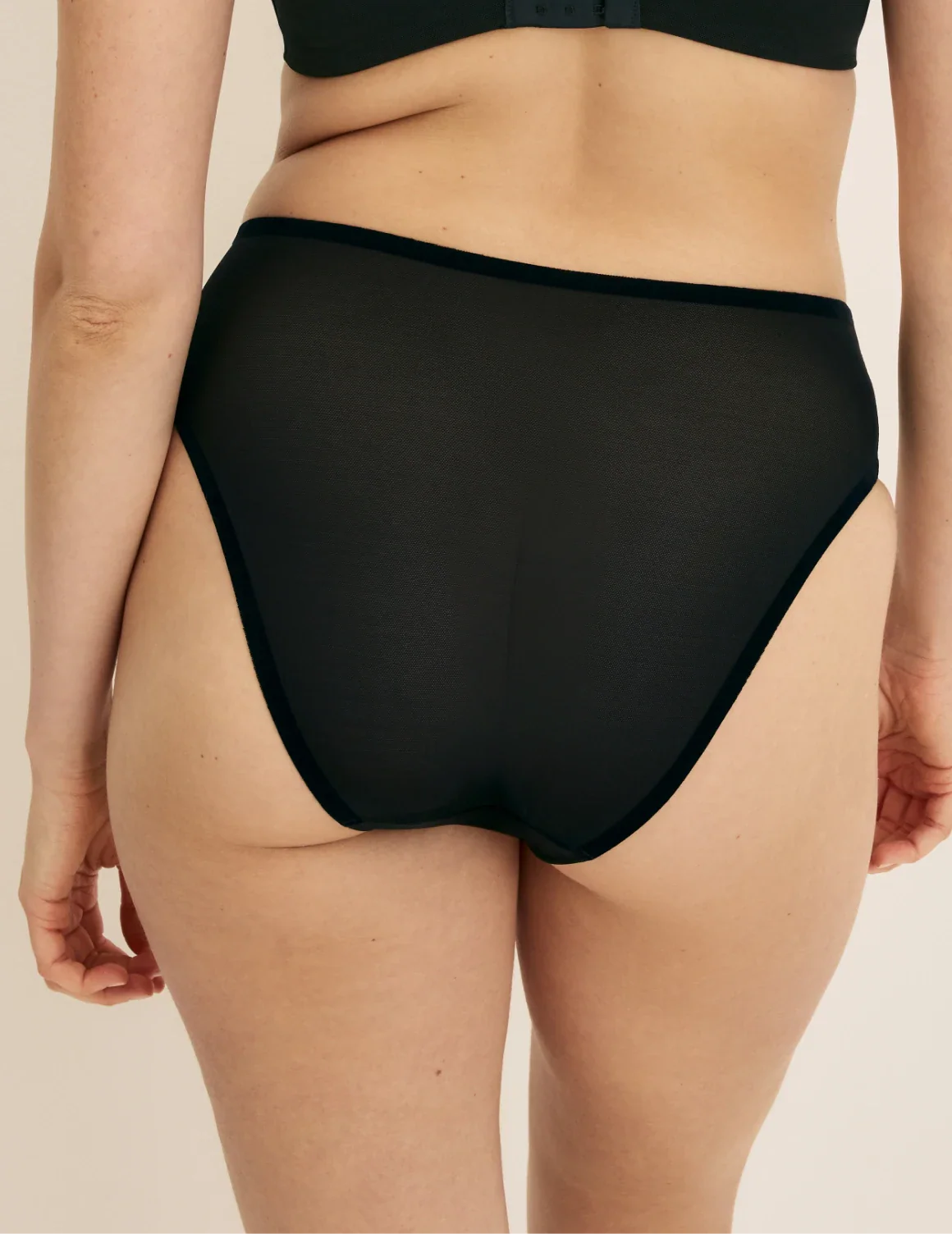 Essential Full Mesh French Cut - Image 11