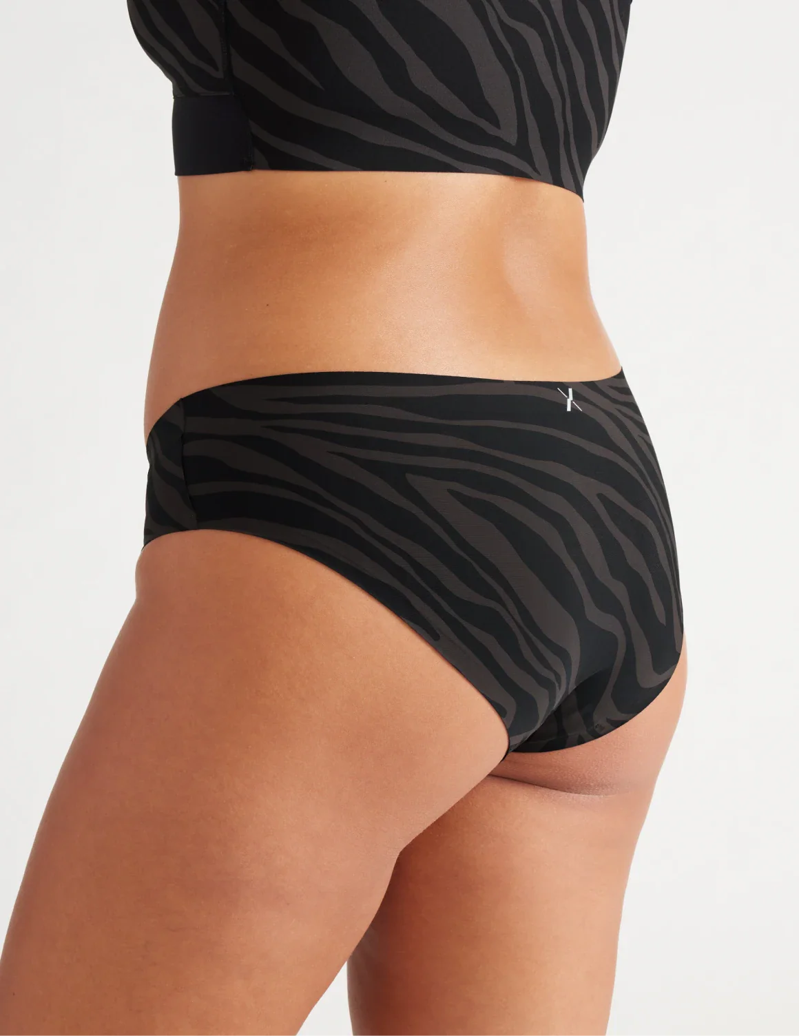 Light Leakproof No-Show Bikini 3-Pack - Image 11