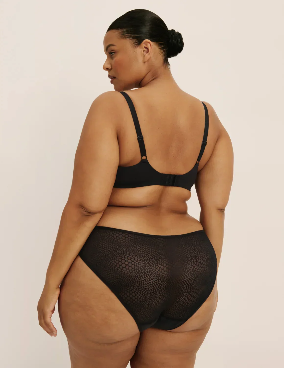 Light Leakproof Lace Bikini - Last Call - Image 13