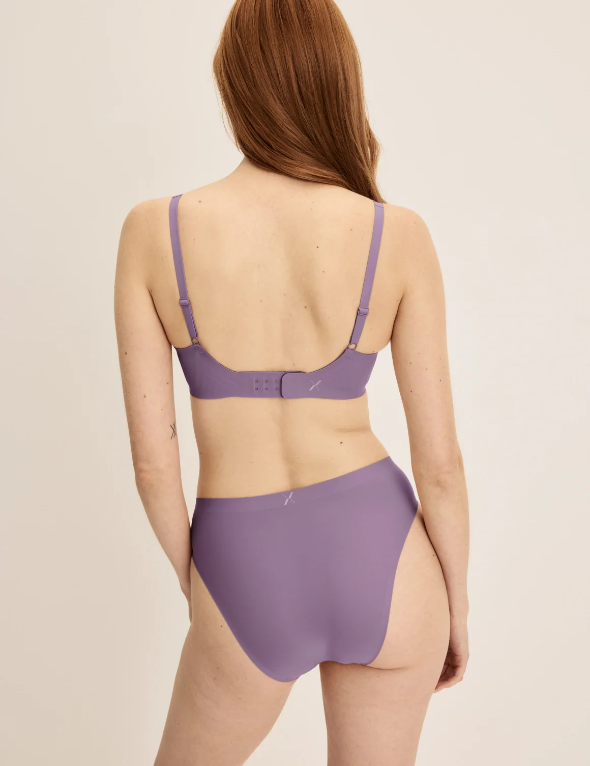 Revolution V-Neck Bra - Last Call - Image 70